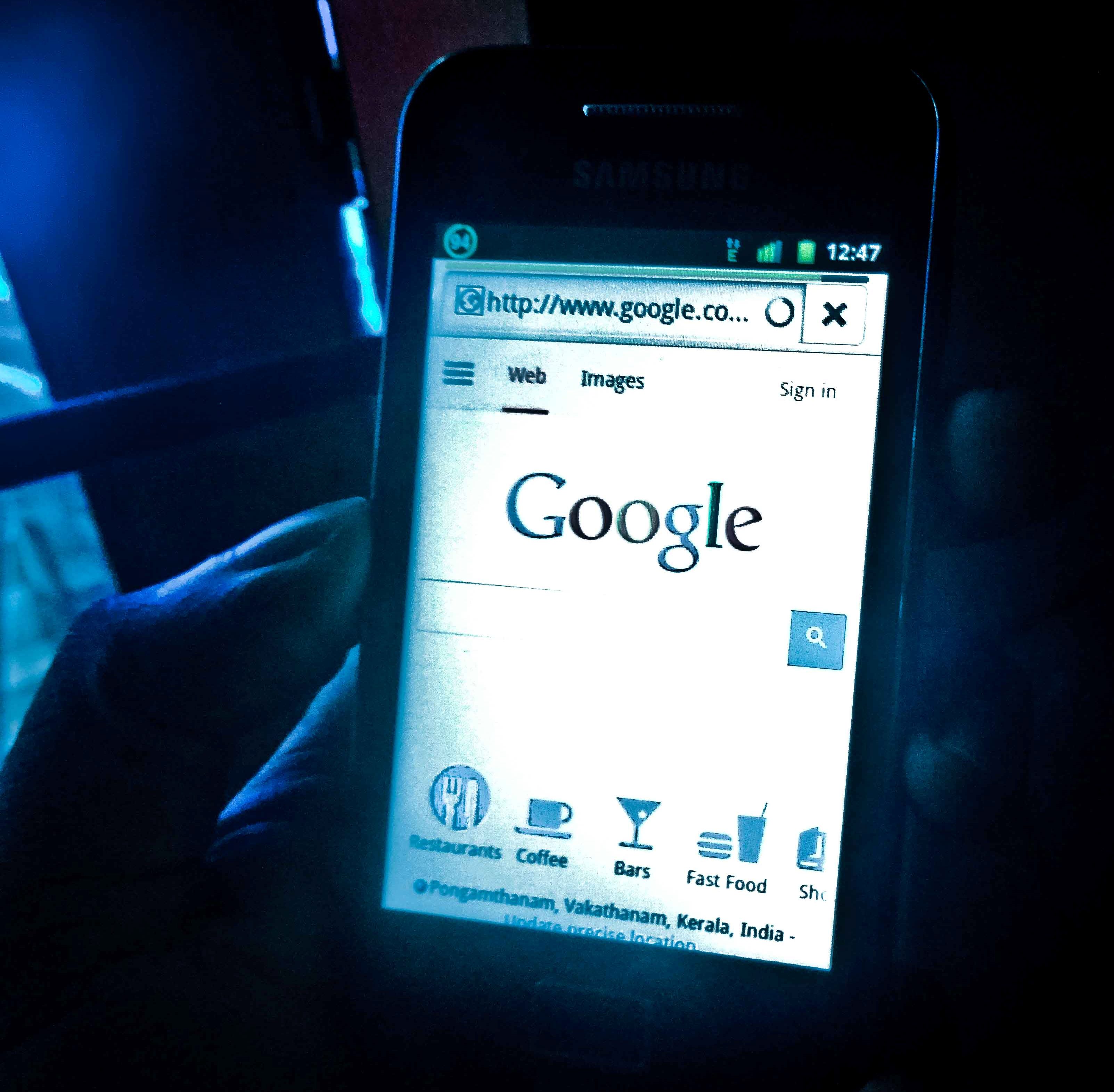 Vodafone India slashes 2G data rates 80%